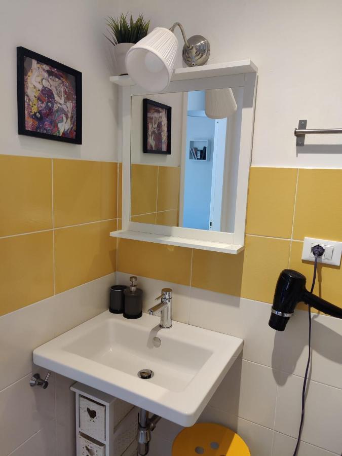 Le Stanze Di Adele Bed & Breakfast L'Aquila Bagian luar foto