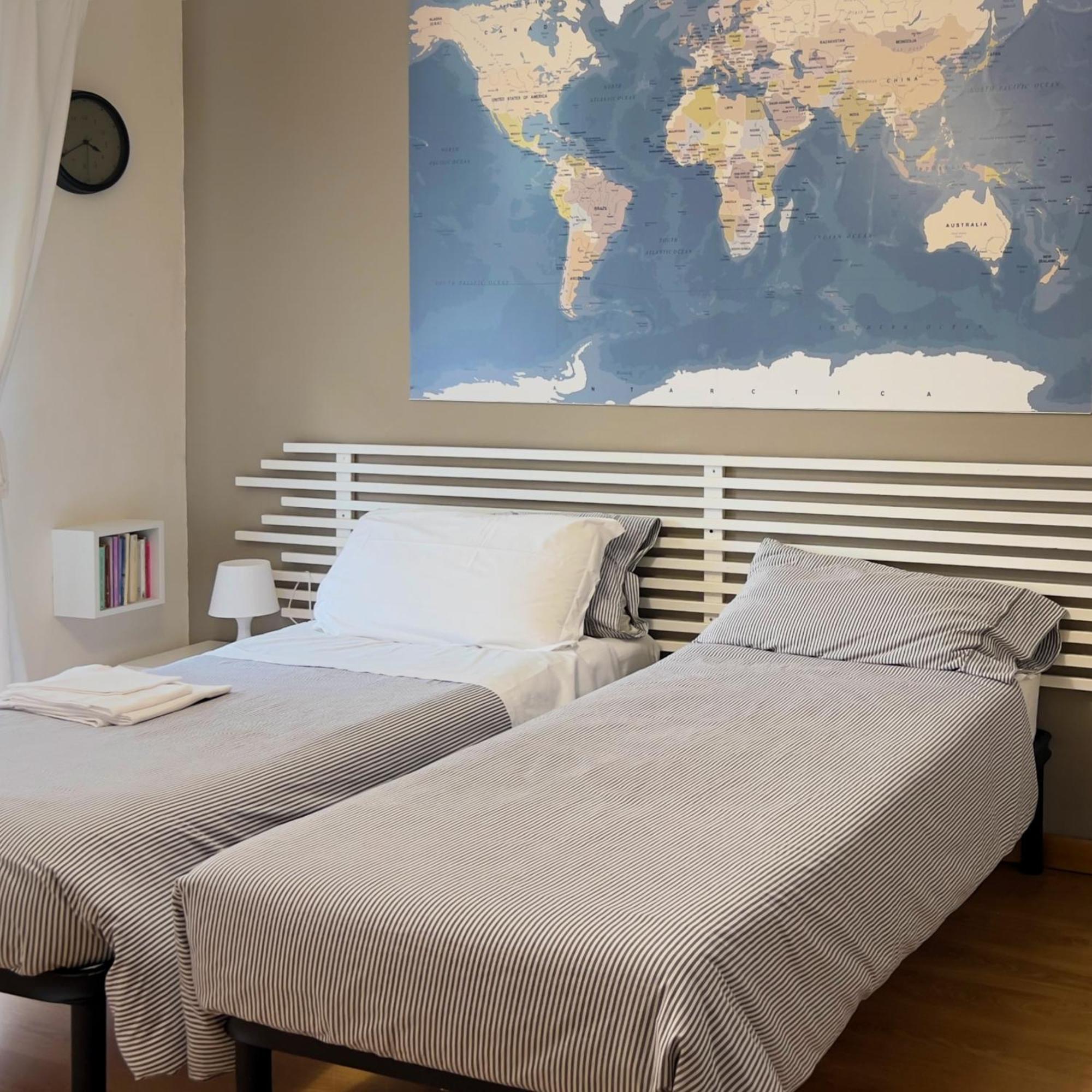 Le Stanze Di Adele Bed & Breakfast L'Aquila Bagian luar foto