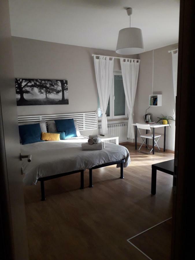 Le Stanze Di Adele Bed & Breakfast L'Aquila Bagian luar foto